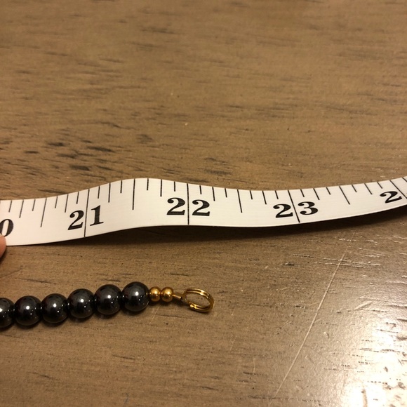 Elegant Abalone Imitation Mother of Pearl Shell Necklace - Picture 11 of 11